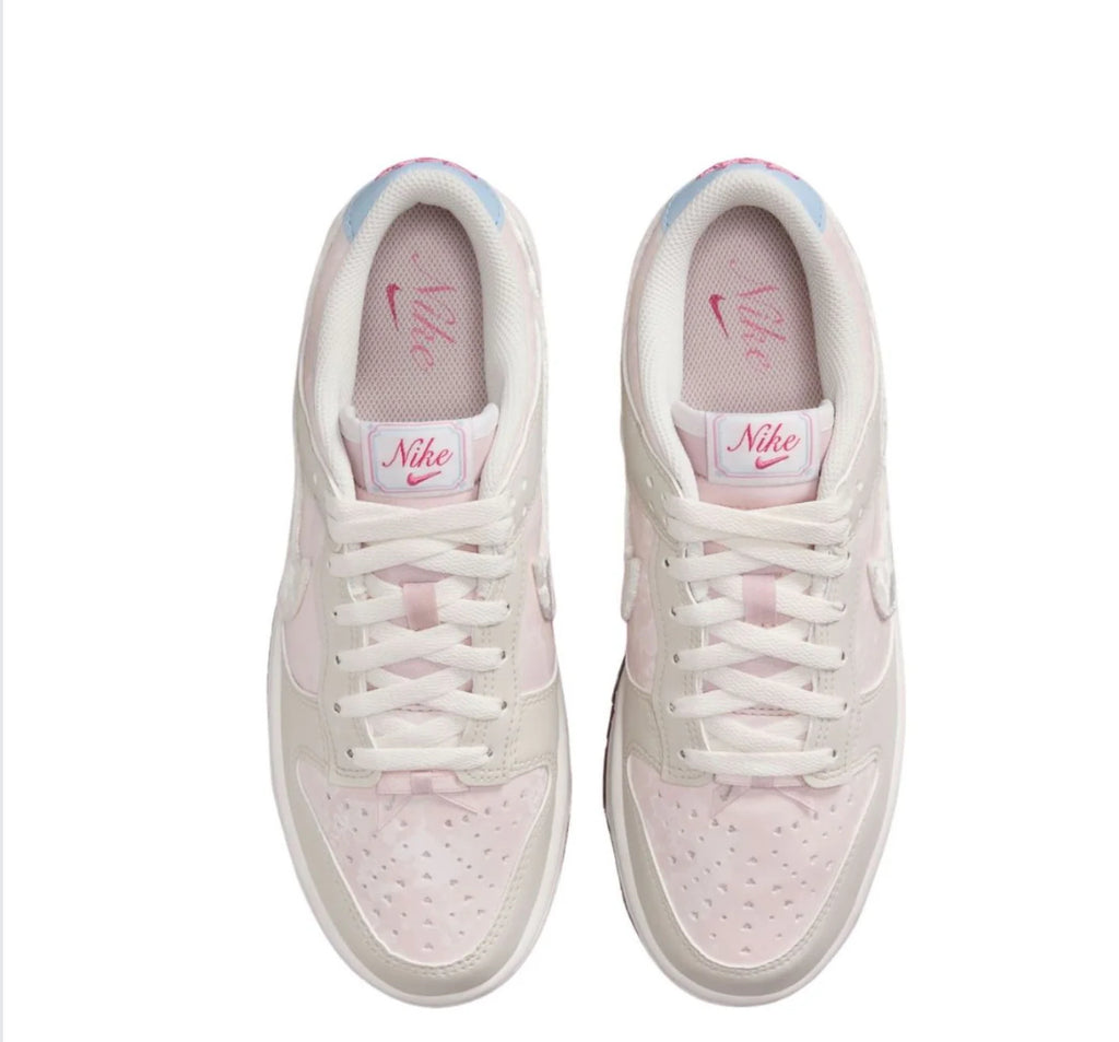 Nike Wmns Dunk Low 'Valentine's Day' 2026