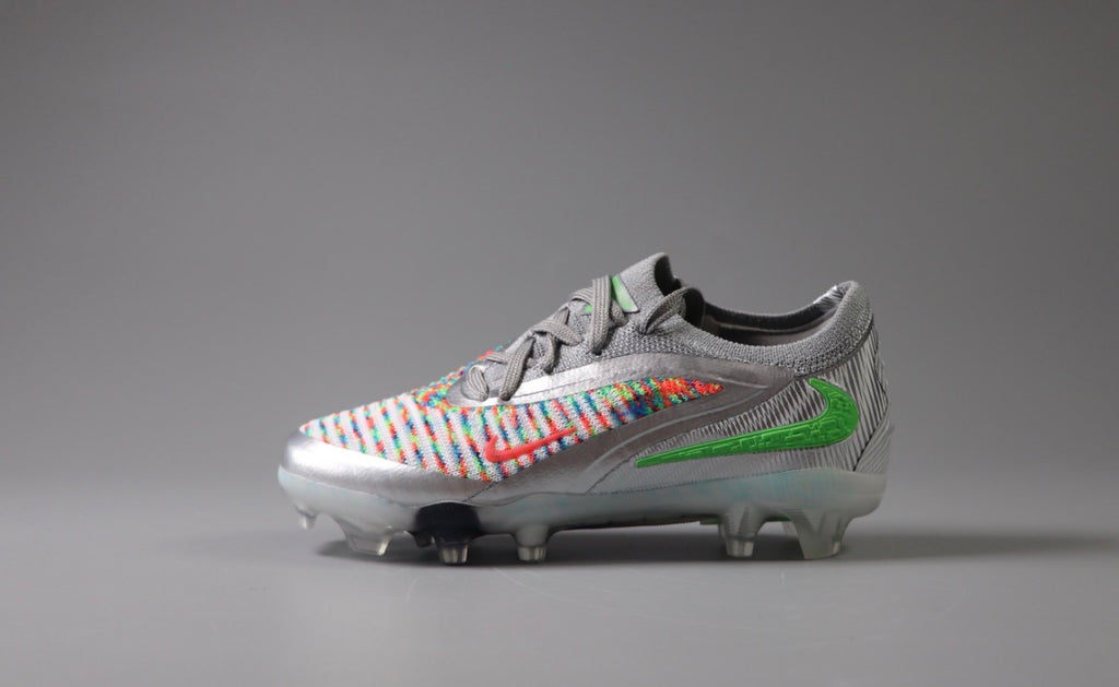 SILVER CLEATS (KIDS)
