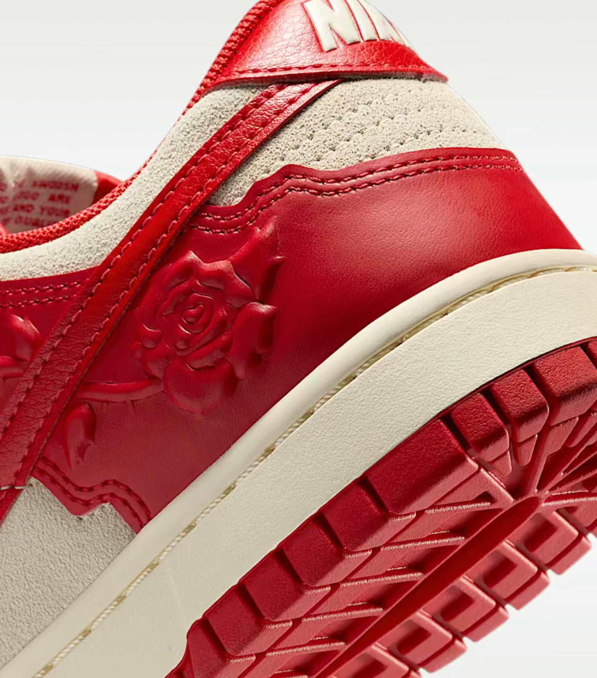 NIKE DUNK Low (ROSES)