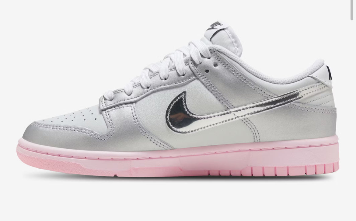 NIKE DUNK Low LX (Women)