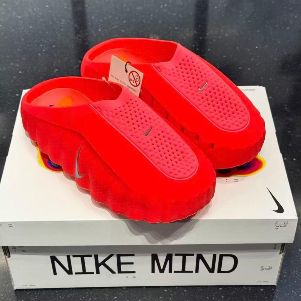Nike Mind 001