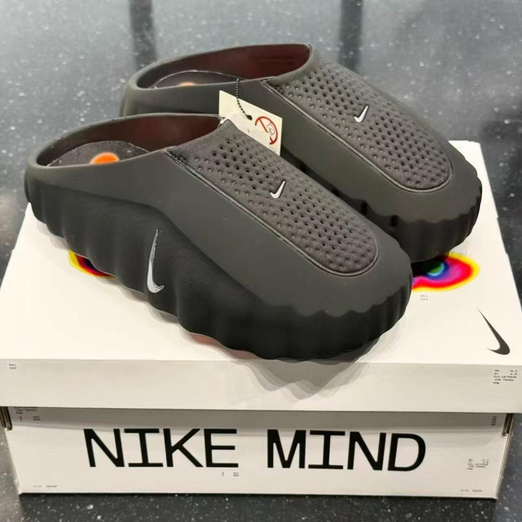 Nike Mind 001