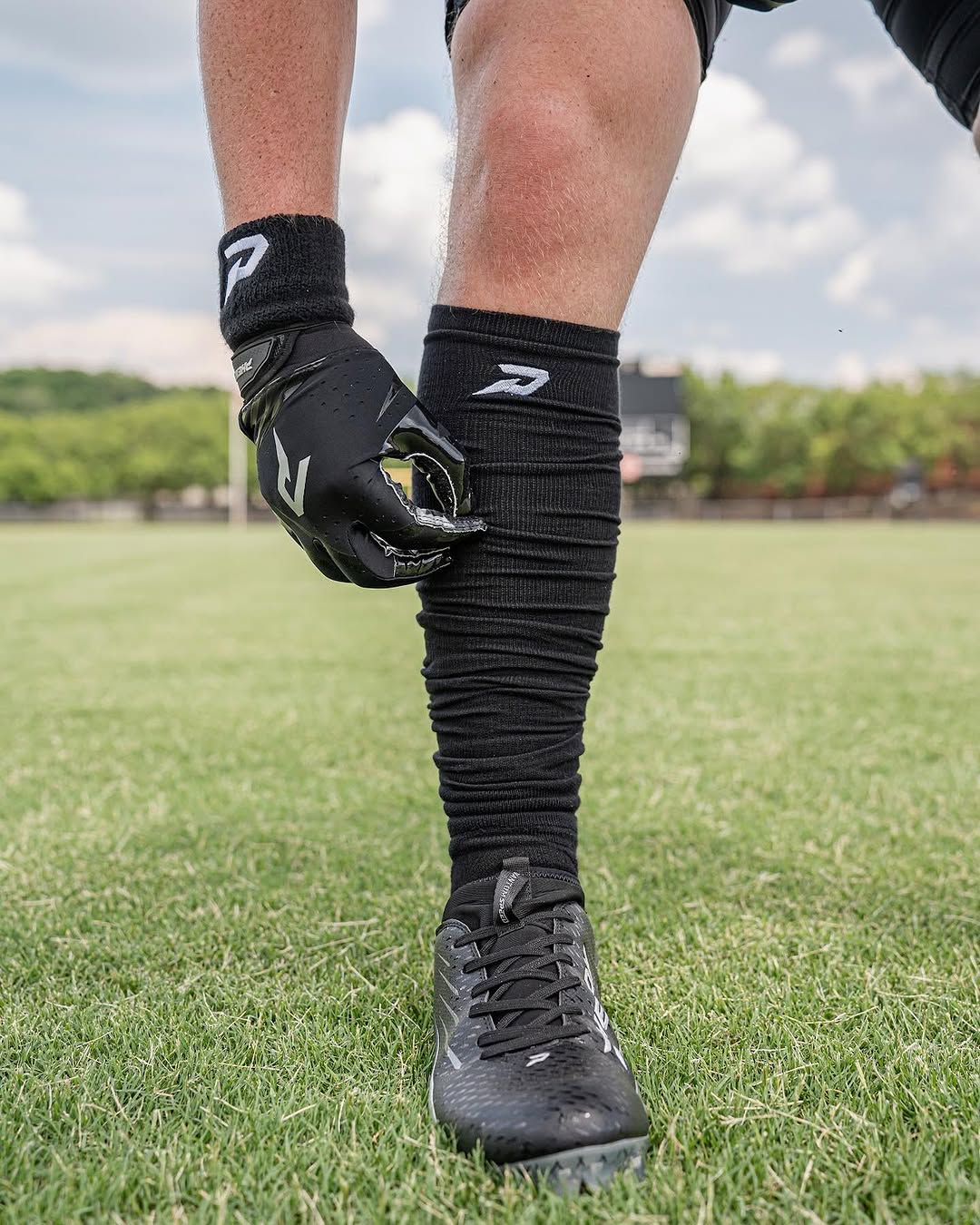 Phenom Elite VPS5 Adult Football Gloves - Team Colors